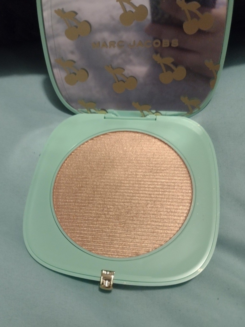 Marc Jacobs Mint Cherry-Print O!Mega Glaze Luminizer - Picture 5 of 6